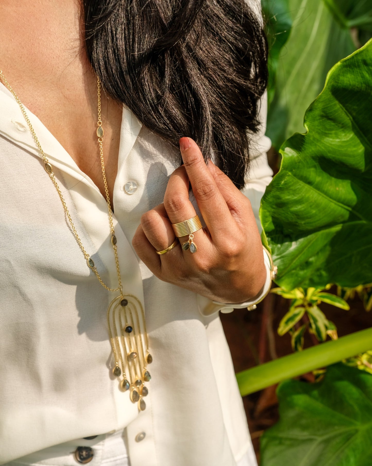 Theia Pendant Necklace