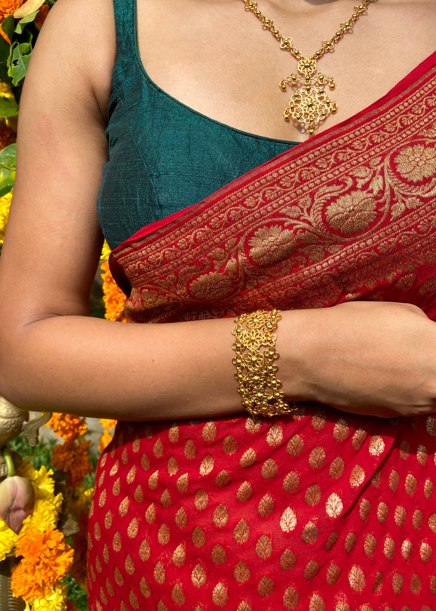 Dewa Short Necklace / Hair Ornament